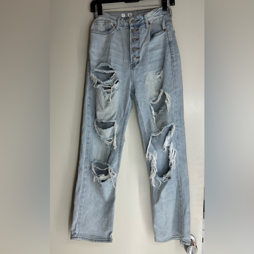 Ripped jeans